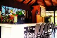 Bar, Kafe, dan Lounge Segara Villas