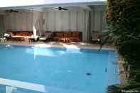 Kolam Renang Sugarland Hotel