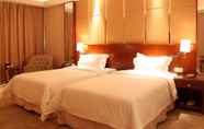 Kamar Tidur 7 Regency Hotel