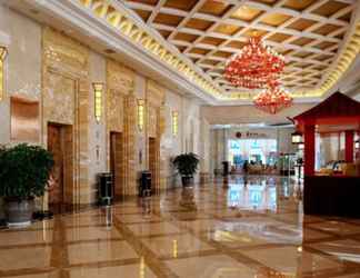 Lobby 2 Regency Hotel