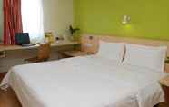 Kamar Tidur 7 7 Days Inn