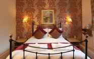 Bedroom 2 Wheatsheaf, Baslow by Marston's Inns