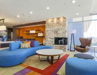 Lobi 2 Fairfield Inn & Suites Pleasanton