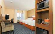 Kamar Tidur 4 Fairfield Inn & Suites Pleasanton