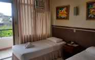 Kamar Tidur 3 Dumaguete Royal Suite Inn