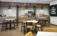 Restaurant 3 Hampton Inn Louisville East/Hurstbourne