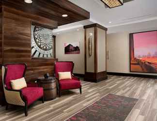 Lobby 2 Hampton Inn Louisville East/Hurstbourne