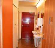 ห้องน้ำภายในห้อง 7 Laugarfell Accommodation & Hot Springs