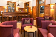 Bar, Kafe dan Lounge The Alpina Mountain Resort