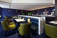 Bar, Kafe dan Lounge 52 Hotel