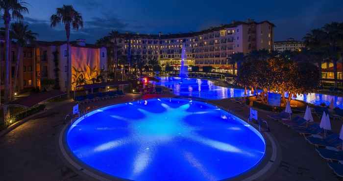 Swimming Pool Miramare Queen Hotel - All Inclusive