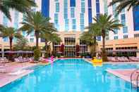 Swimming Pool Hilton West Palm Beach