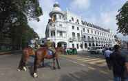 Luar Bangunan 7 Queen's Hotel