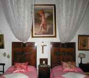 Bedroom 6 La Murata