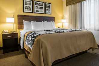 Phòng ngủ 4 Sleep Inn & Suites Pittsburgh