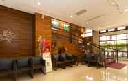 Lobi 4 F Hotel Sanyi