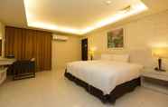 Bilik Tidur 6 F Hotel Sanyi