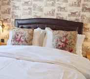 Kamar Tidur 6 The Inn West End