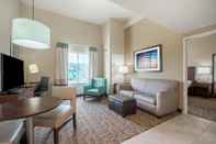 Common Space Hawthorn Suites by Wyndham Bridgeport/Clarksburg