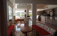 Quầy bar, cafe và phòng lounge 2 Hostal Lago Playa II
