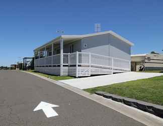 Exterior 2 Bulli Beach Tourist Park