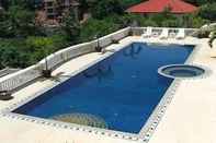 Swimming Pool Eden Resort