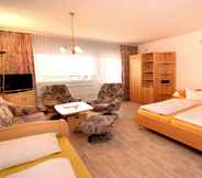 ห้องนอน 4 Familien- & Aparthotel Strandhof
