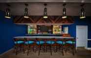 Bar, Cafe and Lounge 6 Wyndham Garden Lake Buena Vista Disney Springs® Resort Area