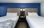 Bedroom 7 SureStay Plus Hotel by Best Western Sacramento Cal Expo