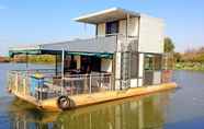 ภายนอกอาคาร 2 Corroboree Houseboats