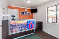 Lobby Motel 6 Tremonton, UT