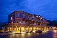 Exterior Kaslo Hotel