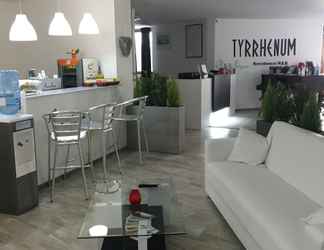 Lobby 2 Tyrrhenum