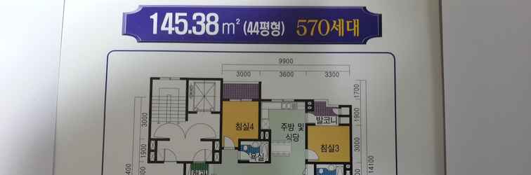 Lobby Spacious Apartment in Central Seoul