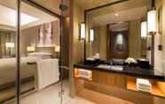 ห้องน้ำภายในห้อง 3 Courtyard by Marriott Zhengzhou East
