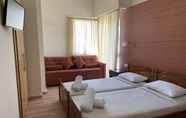 Phòng ngủ 6 Hotel Flisvos
