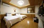 Kamar Tidur 2 Time Hotel