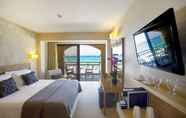 Bilik Tidur 3 Atlantis Beach Hotel