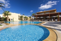 Swimming Pool Atlantis Beach Hotel