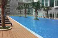 Kolam Renang Soho Suites at KLCC by Luxury Suites Asia