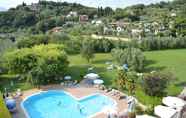 Swimming Pool 7 Park Hotel Val di Monte