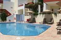 Swimming Pool Troulis Aparthotel