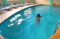 Swimming Pool Side Breeze Hotel - All Inclusive