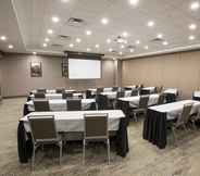 Functional Hall 3 Hampton Inn & Suites Cincinnati / Kenwood