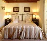 Phòng ngủ 6 Hotel Ribera del Corneja
