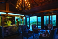 Bar, Cafe and Lounge The Serai Bandipur