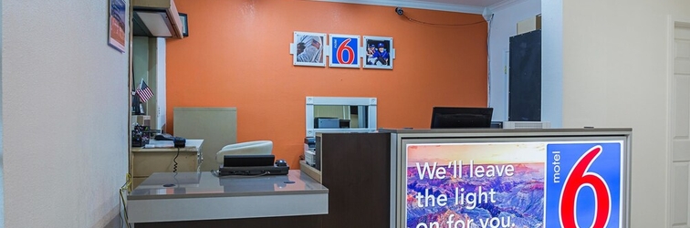 Sảnh chờ Motel 6 Brinkley, AR