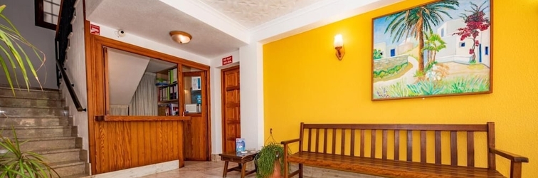 Sảnh chờ Hostal Santa Eulalia