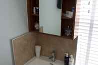 In-room Bathroom Cartref Guest House