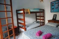 Kamar Tidur Samblumba Hostel Trindade